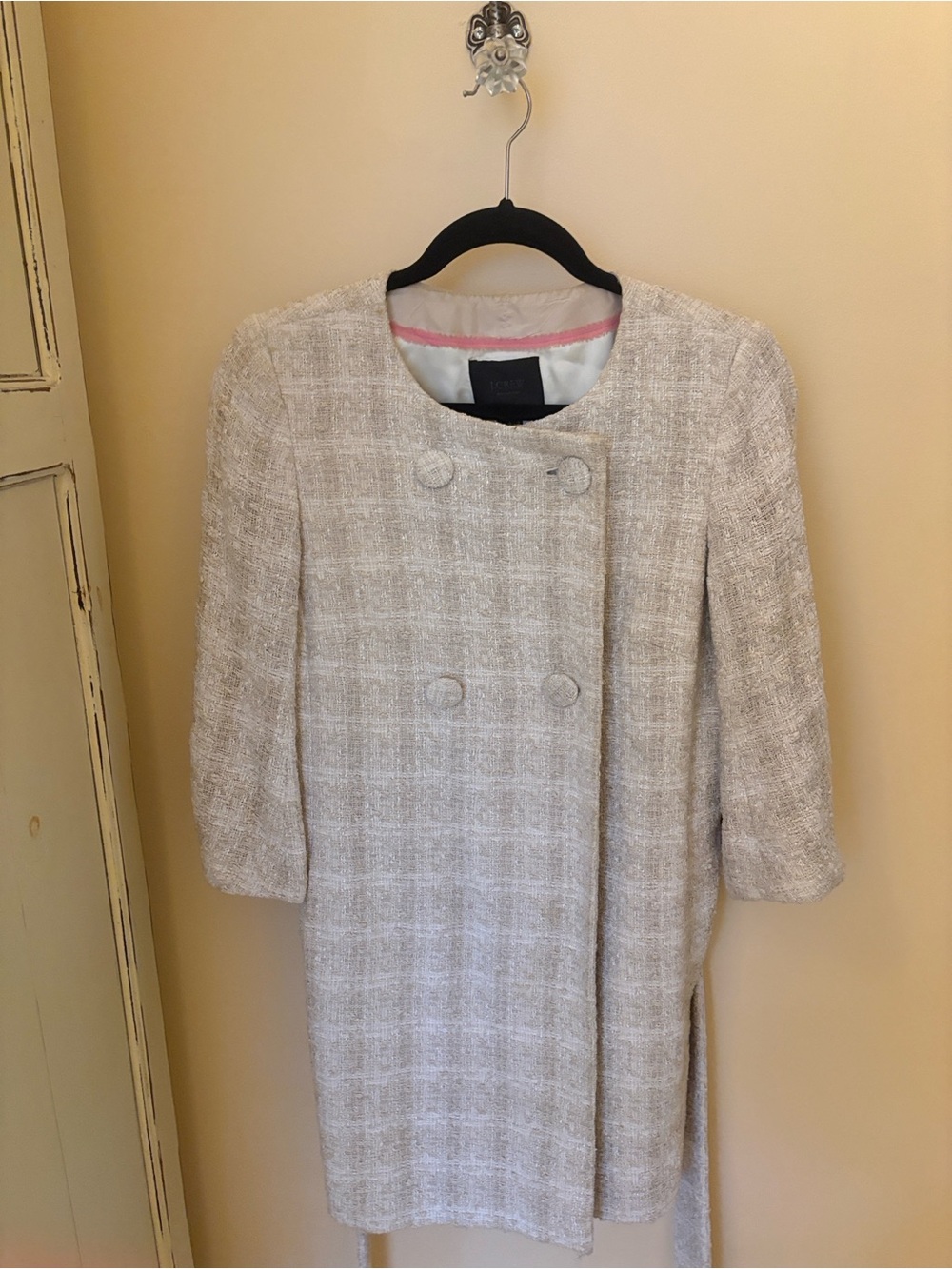 JCrew beige metallic jacket/short coat size 4
Vintage